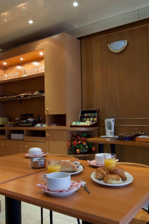 Cosmotel Hotel ปารีส ภายนอก รูปภาพ